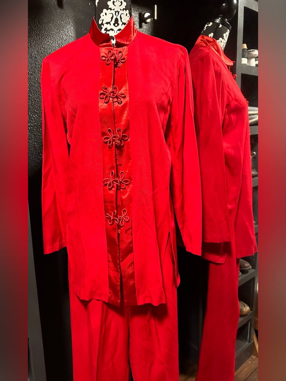 Betsy Lauren Red Tang Suit with Mandarin lounge pants w/ Elastic Waist size 10